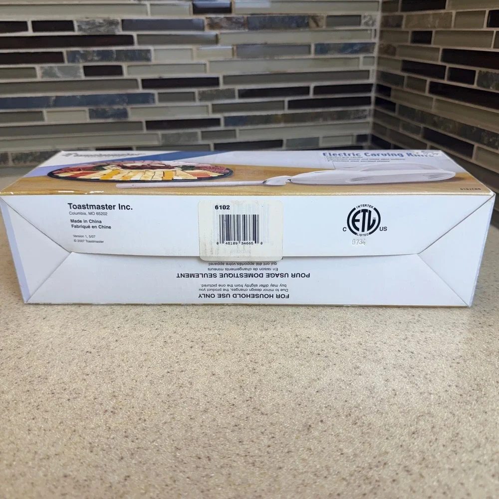 NEW Toastmaster Electric Carving Knife 6102CAN White 8